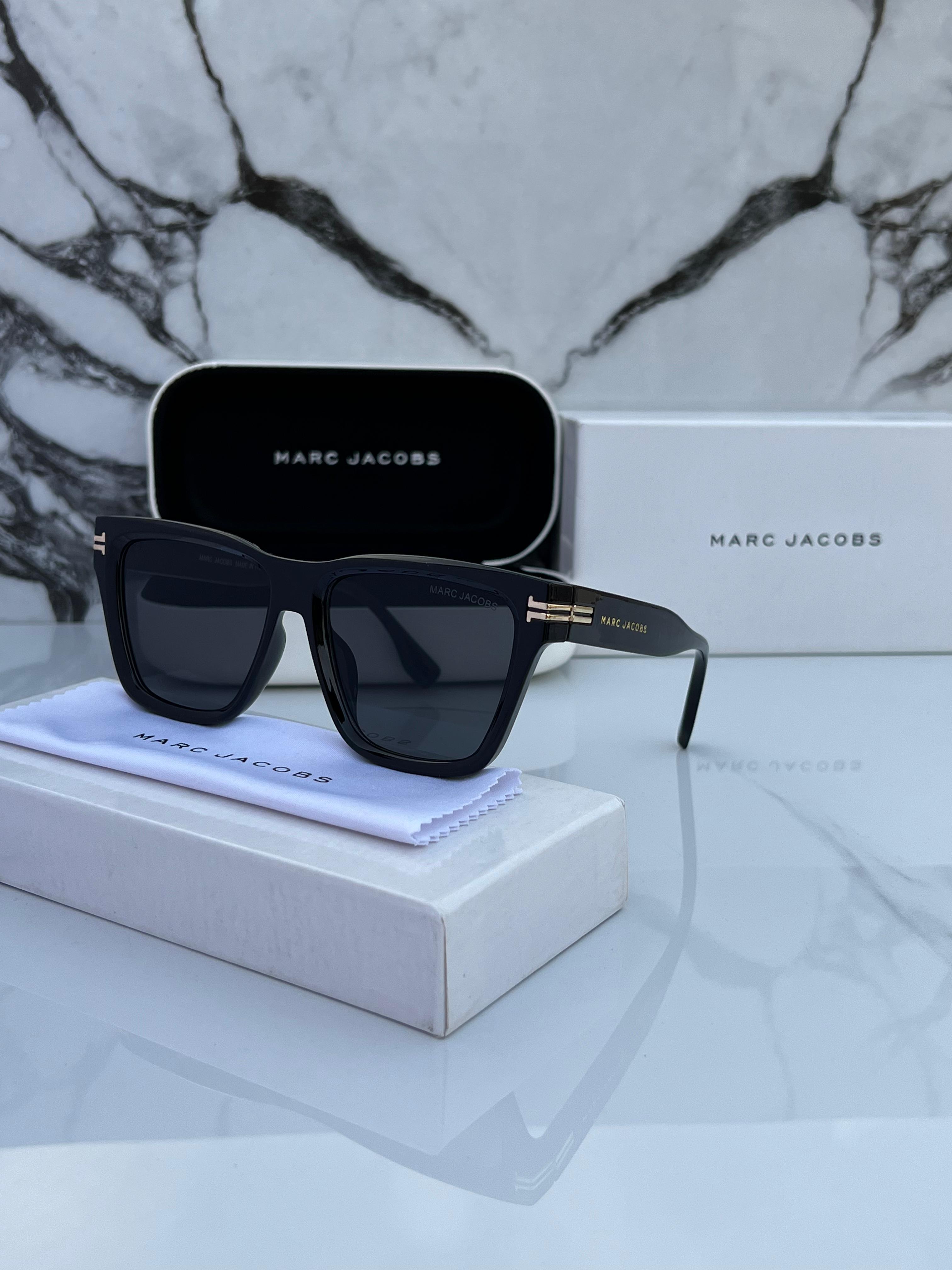 marc 1002 black