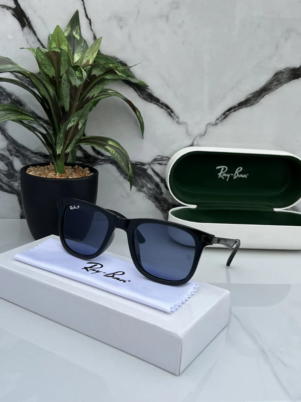 RB 4287 black blue candy Sunglasses