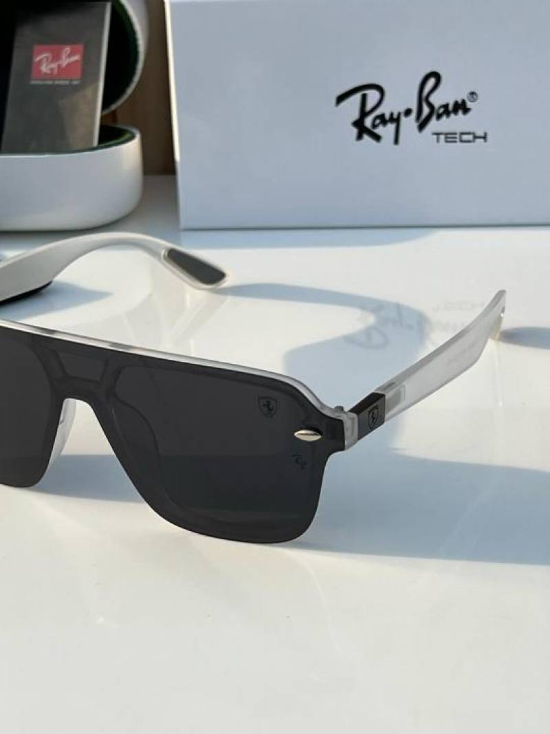 RB 4904 White Black Sunglasses