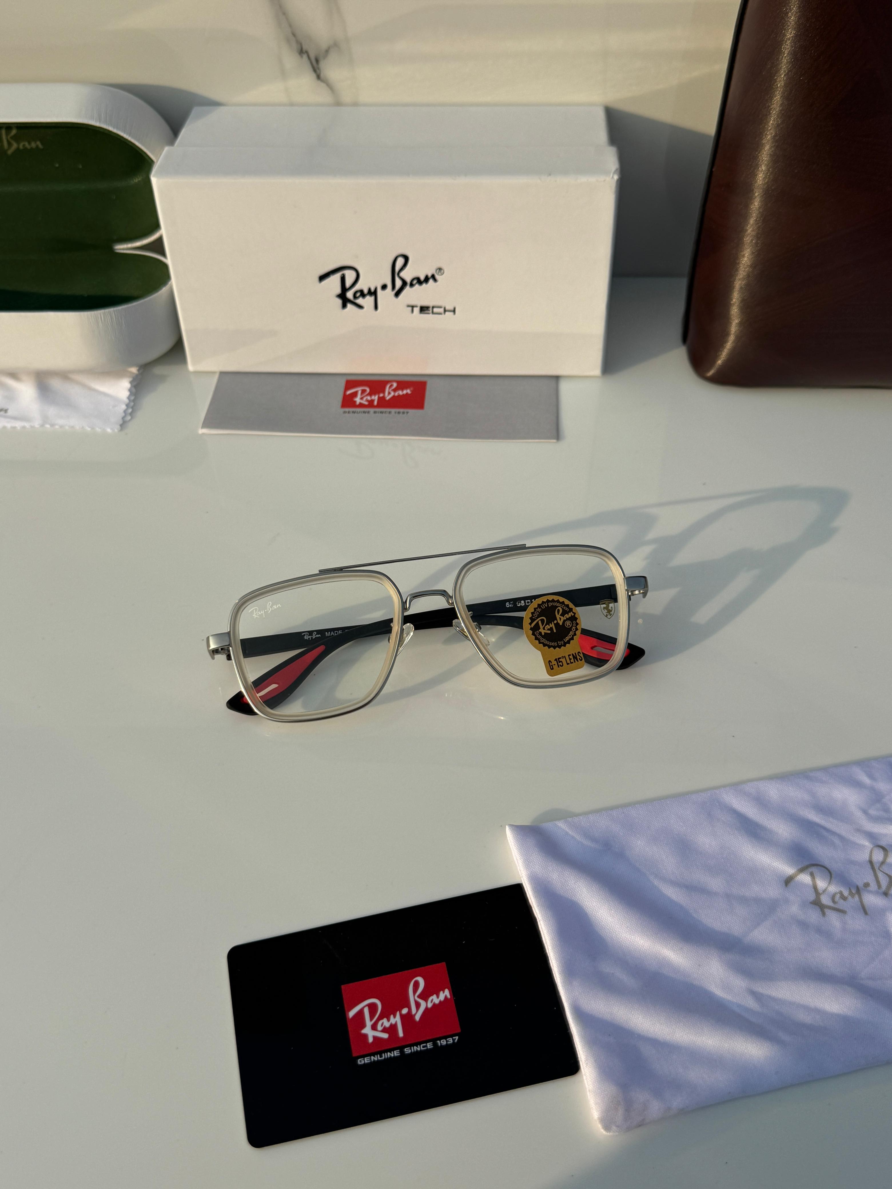 RB 06 silver white plano